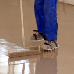 Покрытие бетонных полов: проникающая или обклеечная гидроизоляция Покрытие бетонных полов: проникающая или обклеечная гидроизоляция