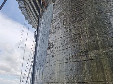 Локальный ремонт деструктивных участков бетона эпоксидным ремонтным составом Манопокс 331 с загустителем Манопокс ТСМ