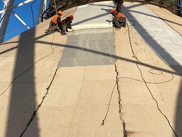 Производство работ по нанесению первого слоя ДенсТоп МС 351