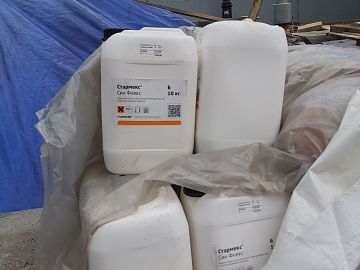 Материал Стармекс Сил Флекс (полимерный компонент Б) на объекте.