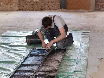 Раскрой и нарезка холстов Армошел КВ 900 и Армошел КВ 200 под заданные размеры полос