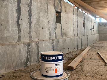 Ремонт трещин стен чаши бассейна эпоксидным составом Манопокс 331