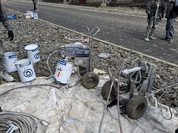 Оборудование для безвоздушного нанесения на объекте