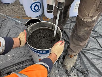 Внешний вид полностью смешанного комплекта Манопур 336