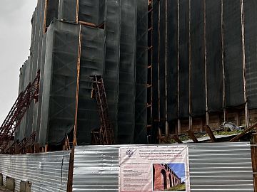 Вид башни Волкова. Осуществление заливки армопояса башни