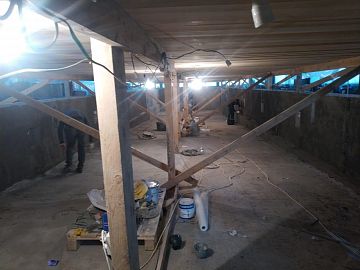 Нанесение второго слоя гидроизоляции Стармекс Сил Флекс