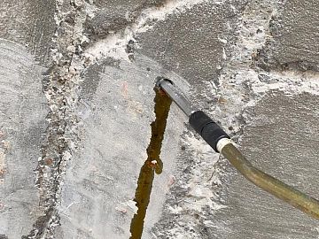 Инъектирование трещин эпоксидным составом Манопокс 352