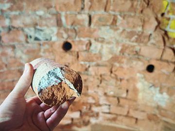 Вырубка керна из кирпичной кладки