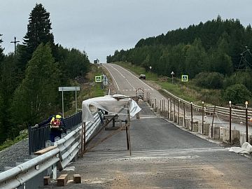 Уложенное дорожное полотно перед нанесением