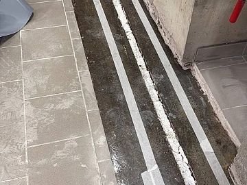 Приклейка малярного скотча перед монтажом ленты Манодил Про