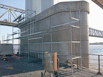 Начало производства работ по ремонту и гидроизоляции волнорезов опор