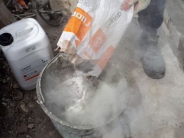 Засыпаем сухой компонент от Стармекс Сил Флекс