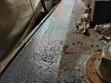 Пушки работают постоянно, поддерживая требуемую рабочую температуру на всём протяжении работ