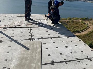 Стыки на плитах ЦСП, гидроизолированные составом Манодил Бонд Ф