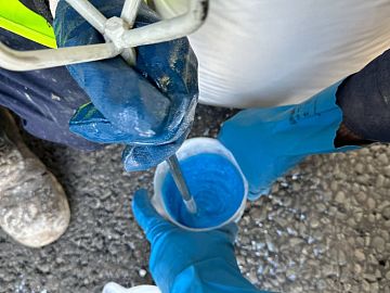 Тщательное перемешивание состава до получения однородной массы