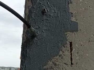 Нагнетание состава Манопокс 352 ЛВ в трещину