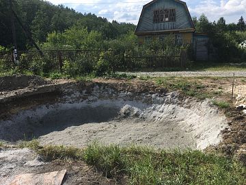 Водоем для разведения нимфей (кувшинок), М.С. Прошутина, г. Екатеринбург