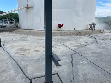 Трещины бетонной площадки