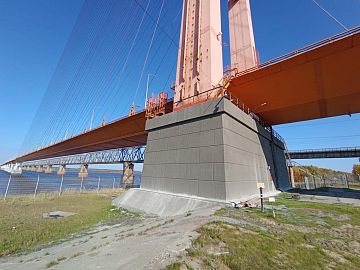 Опора вантового пролета после проведения работ по инъектированию трещин эпоксидным составом Манопокс 352 и защитой поверхности Стармекс Сил Флекс