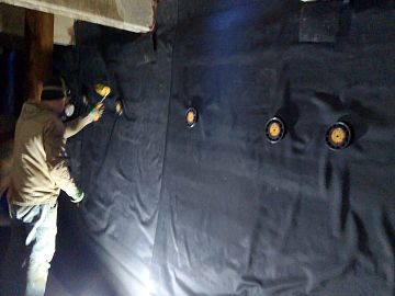 Монтаж вертикальных полос системой Центрикс